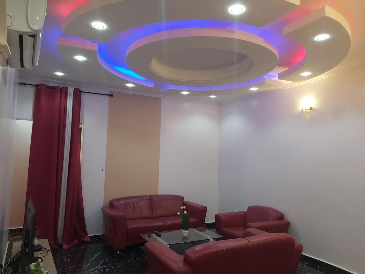 Hotel Appart B4U Яунде Экстерьер фото