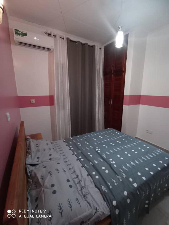 Hotel Appart B4U Яунде Экстерьер фото