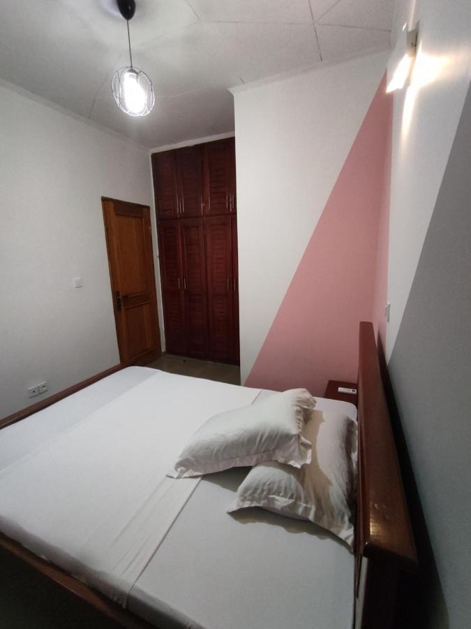 Hotel Appart B4U Яунде Экстерьер фото