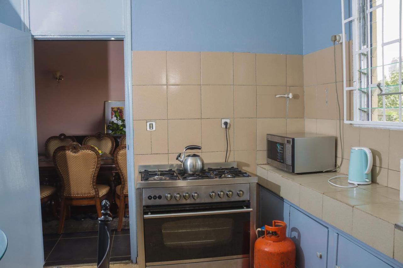 Hotel Appart B4U Яунде Экстерьер фото
